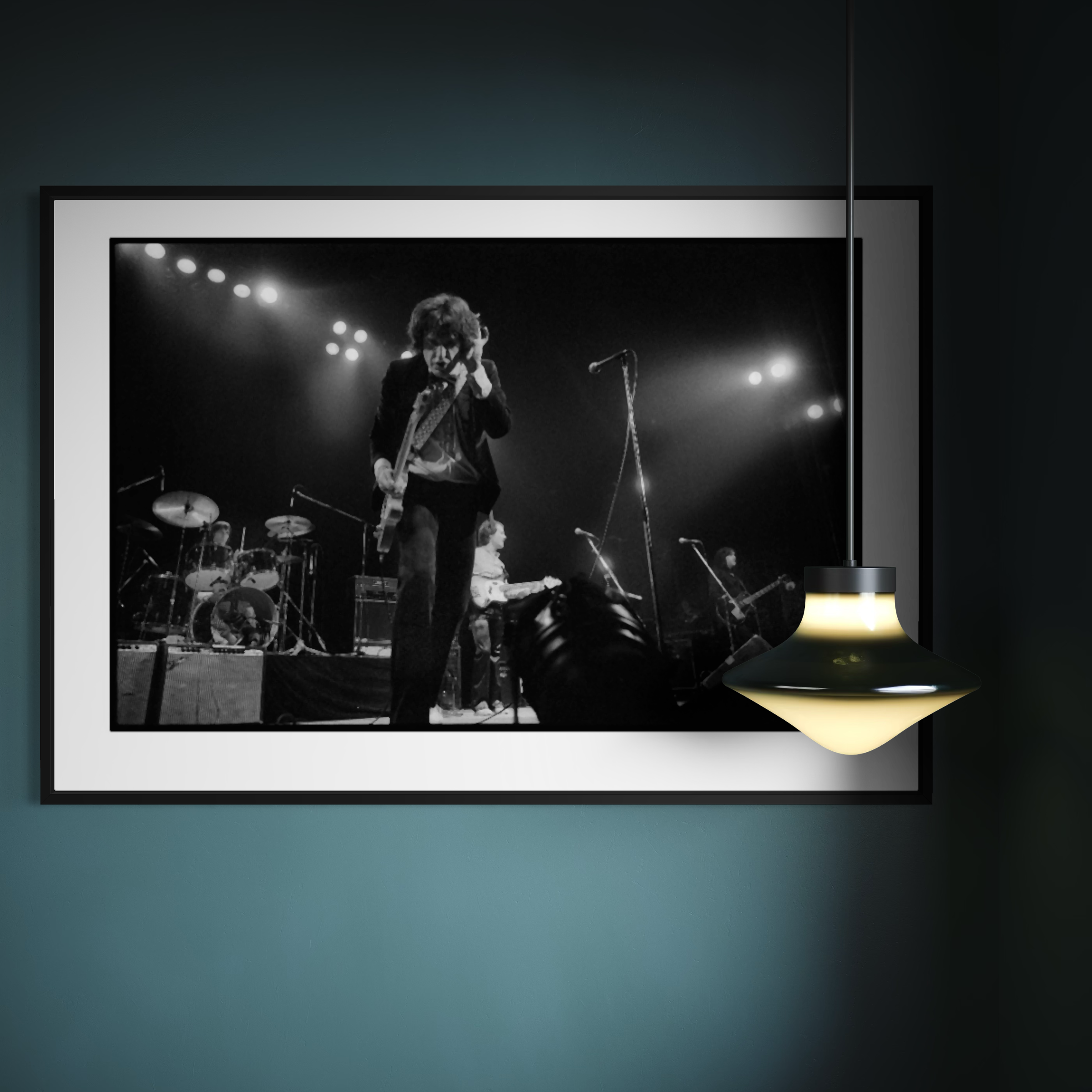 The Kinks Ray Davis live at the Hammersmith Odeon 1978. The Kinks live at the Hammersmith Odeon 1978