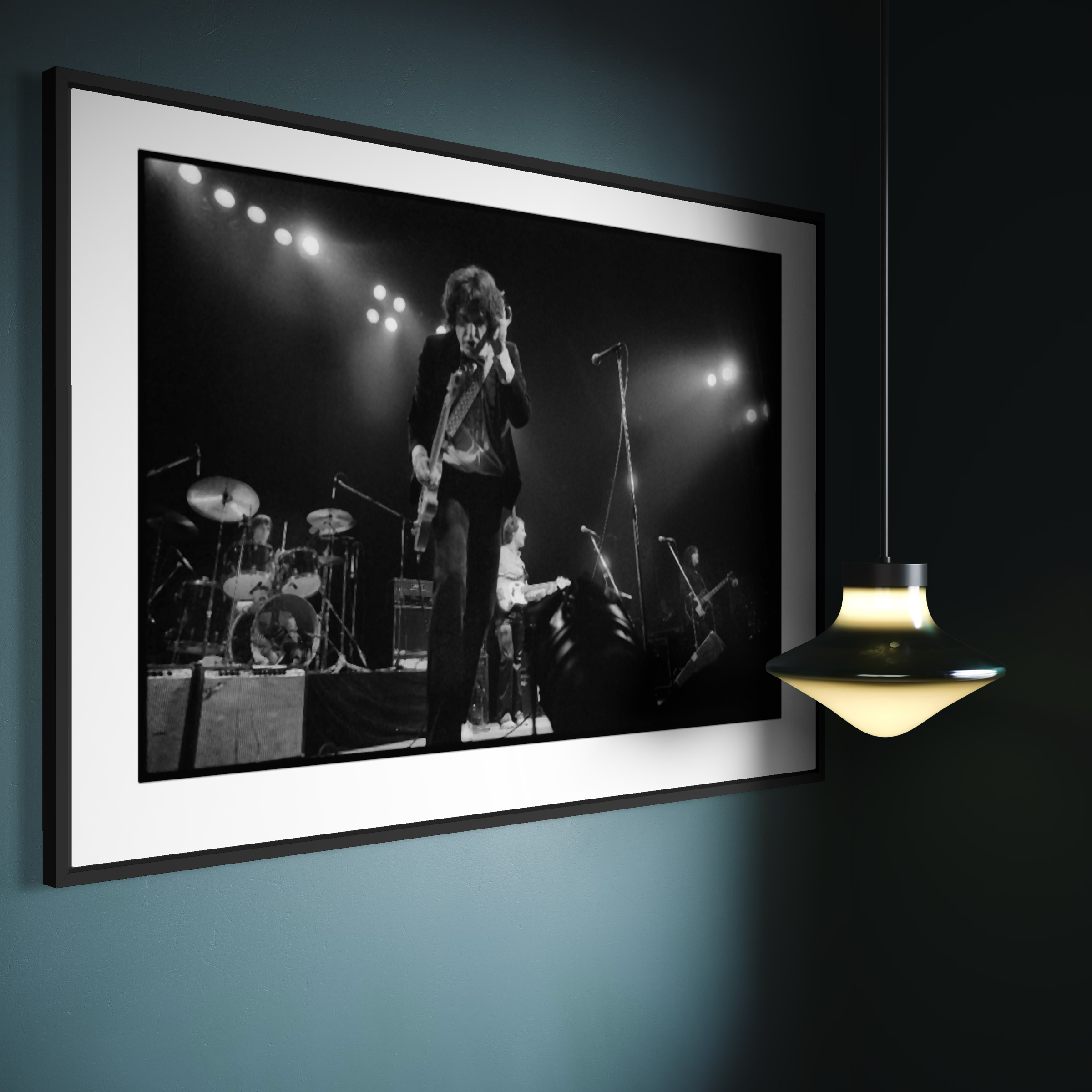 The Kinks Ray Davis live at the Hammersmith Odeon 1978. The Kinks live at the Hammersmith Odeon 1978